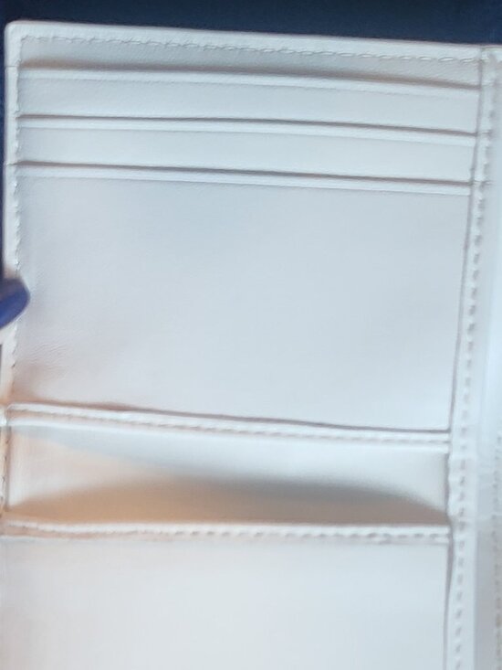 G by Giuliana Black Label Lamb Leather Quilted Flap Wallet Capri Ivory, NWOT - Picture 4 of 5